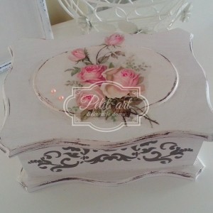 Piękna stylowa szkatułka Róże Shabby Chic